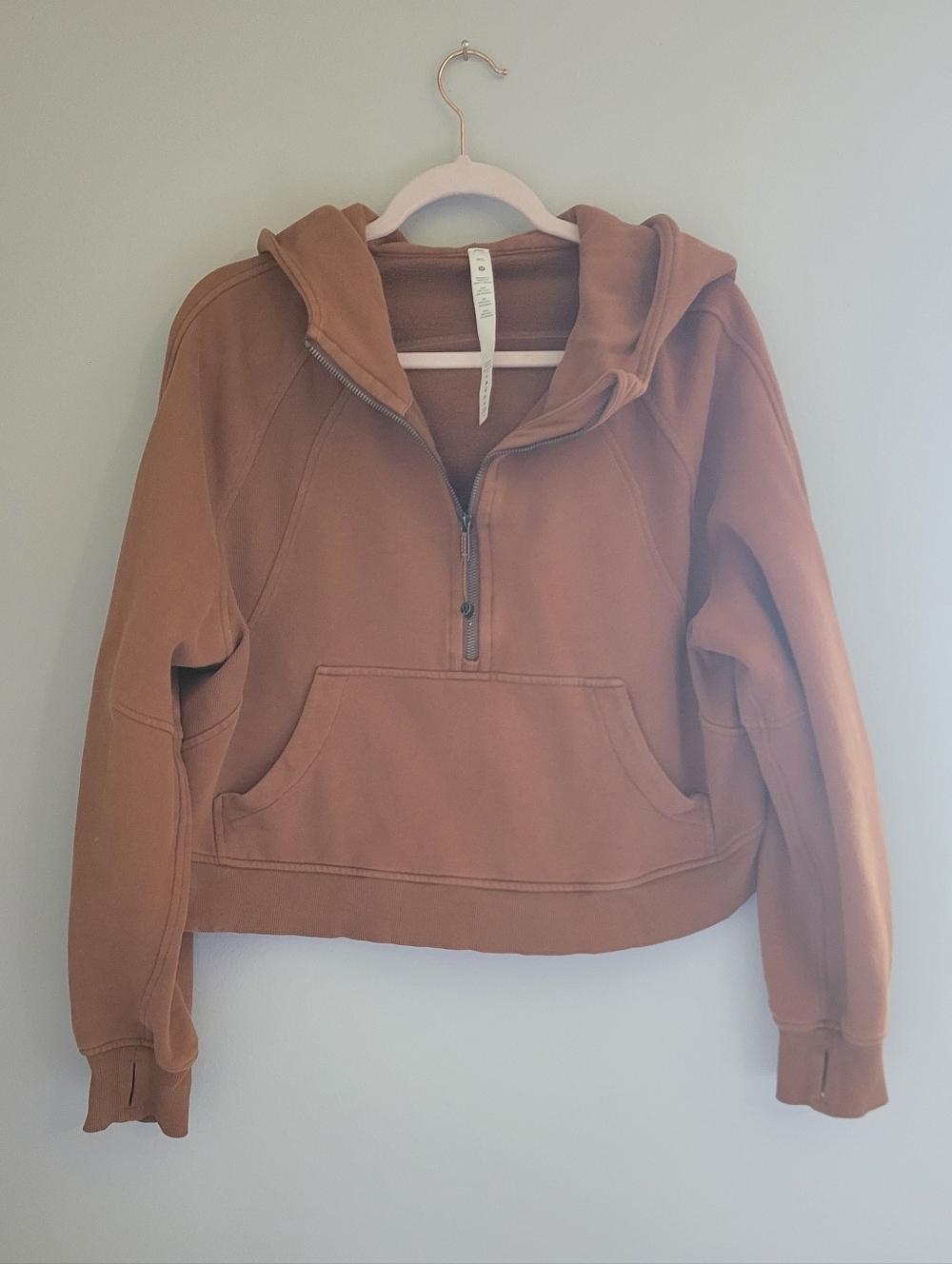 Lululemon M/L Scuba Cropped Half-Zip Hoodie in Rust Brown